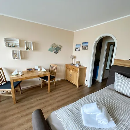 Urlaub In 1. Strandreihe