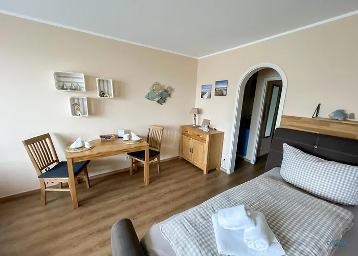 Urlaub In 1. Strandreihe