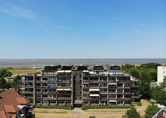 Urlaub In 1. Strandreihe *